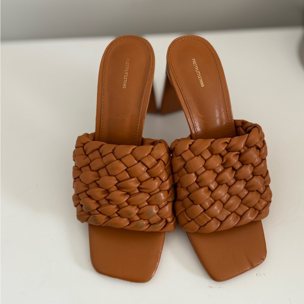 Stylish heel Sandles